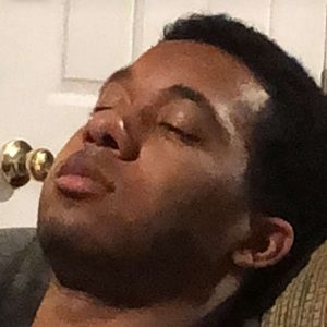 Meet your Posher, Cameron